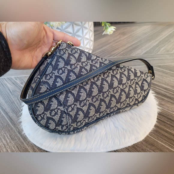 DIOR Monogram Mini Saddle Pochette Navy - Picture 6 of 16